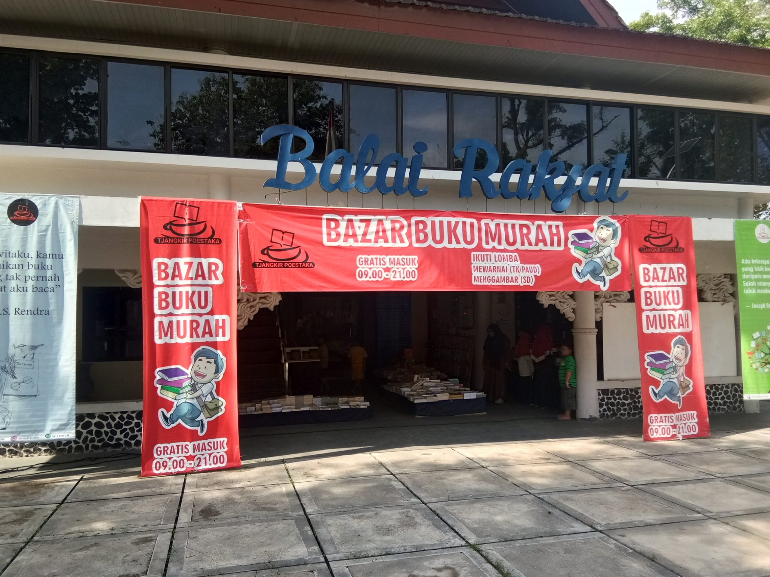 Bazar Buku Murah Barabai 2019 di Gedung Balai Rakyat